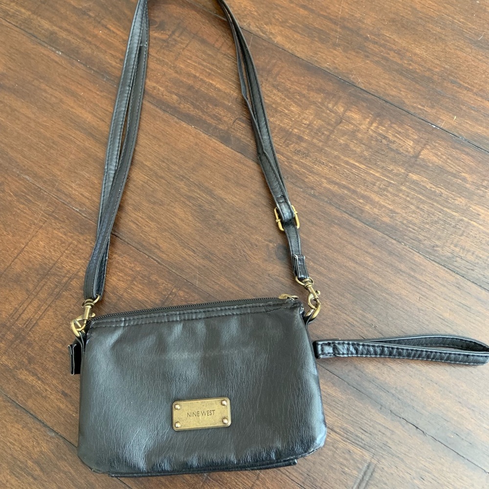 Nine West wristlet crossbody combo studded purse - Picture 2 of 4